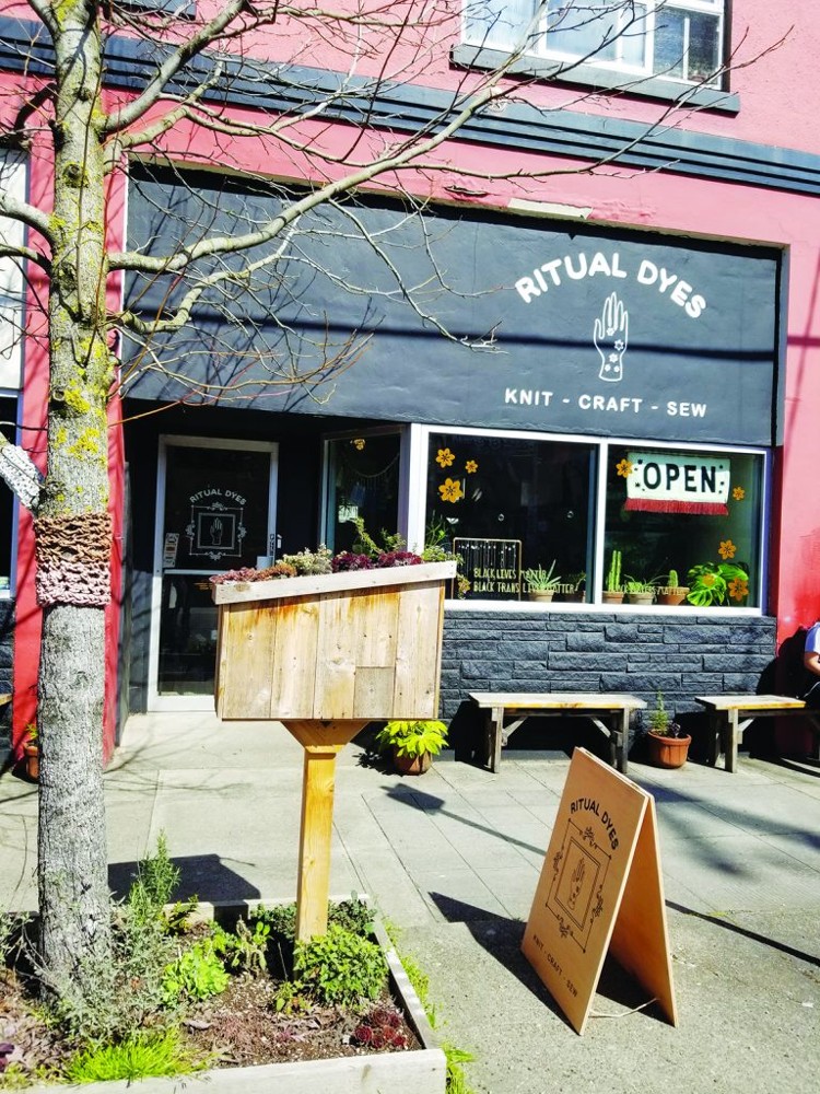 Ritual Dyes storefront with its knit, craft, sew sign